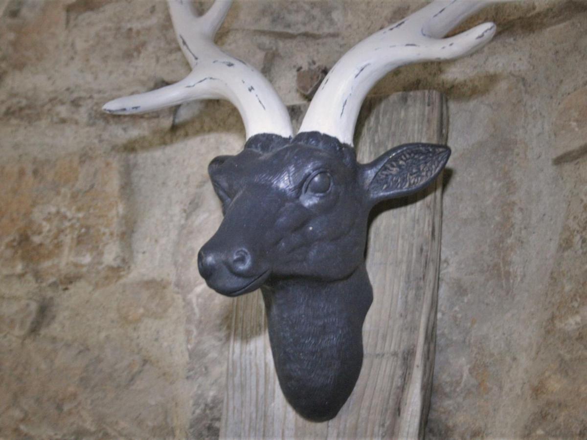 Pass The Keys The Pippins A Cotswold Cottage And Garden Parking Stow-on-the-Wold Exterior photo